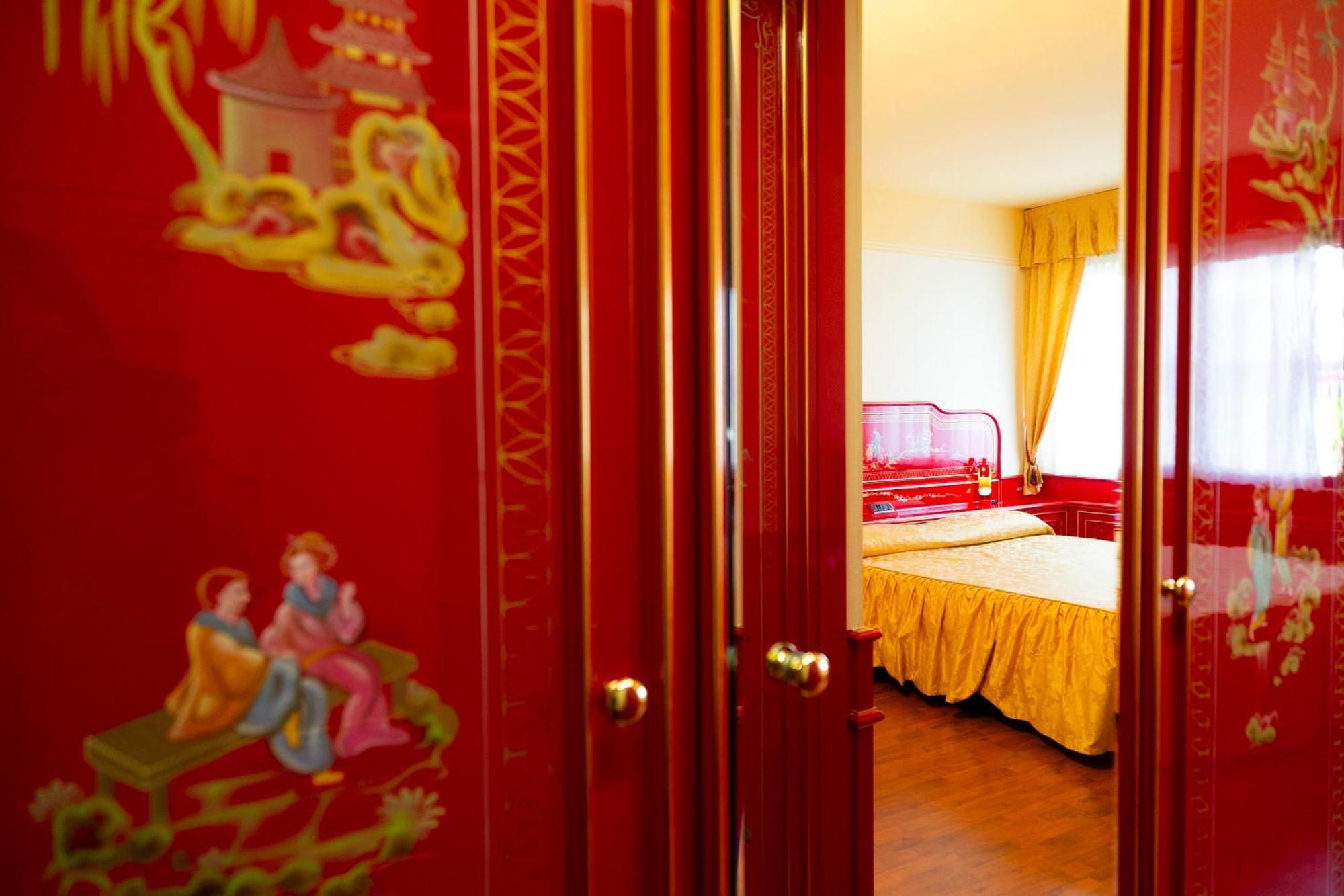 מראטה Melas Hotel מראה חיצוני תמונה